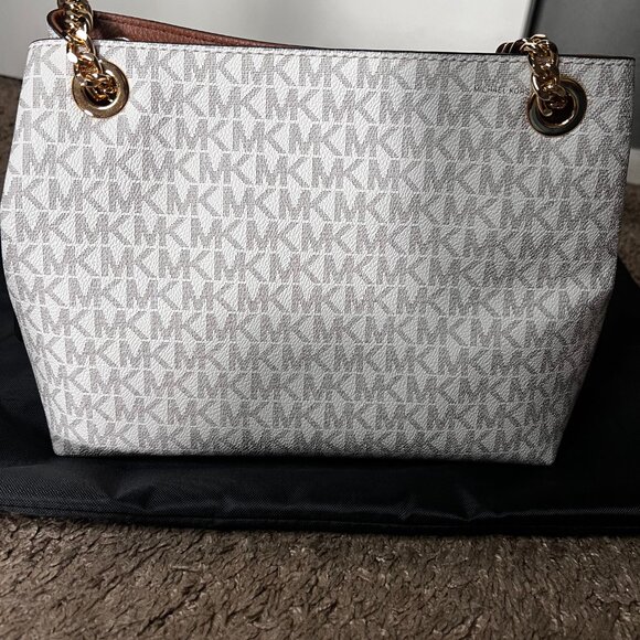 Michael Kors Jet Set Medium Chain Messenger - Picture 2 of 6